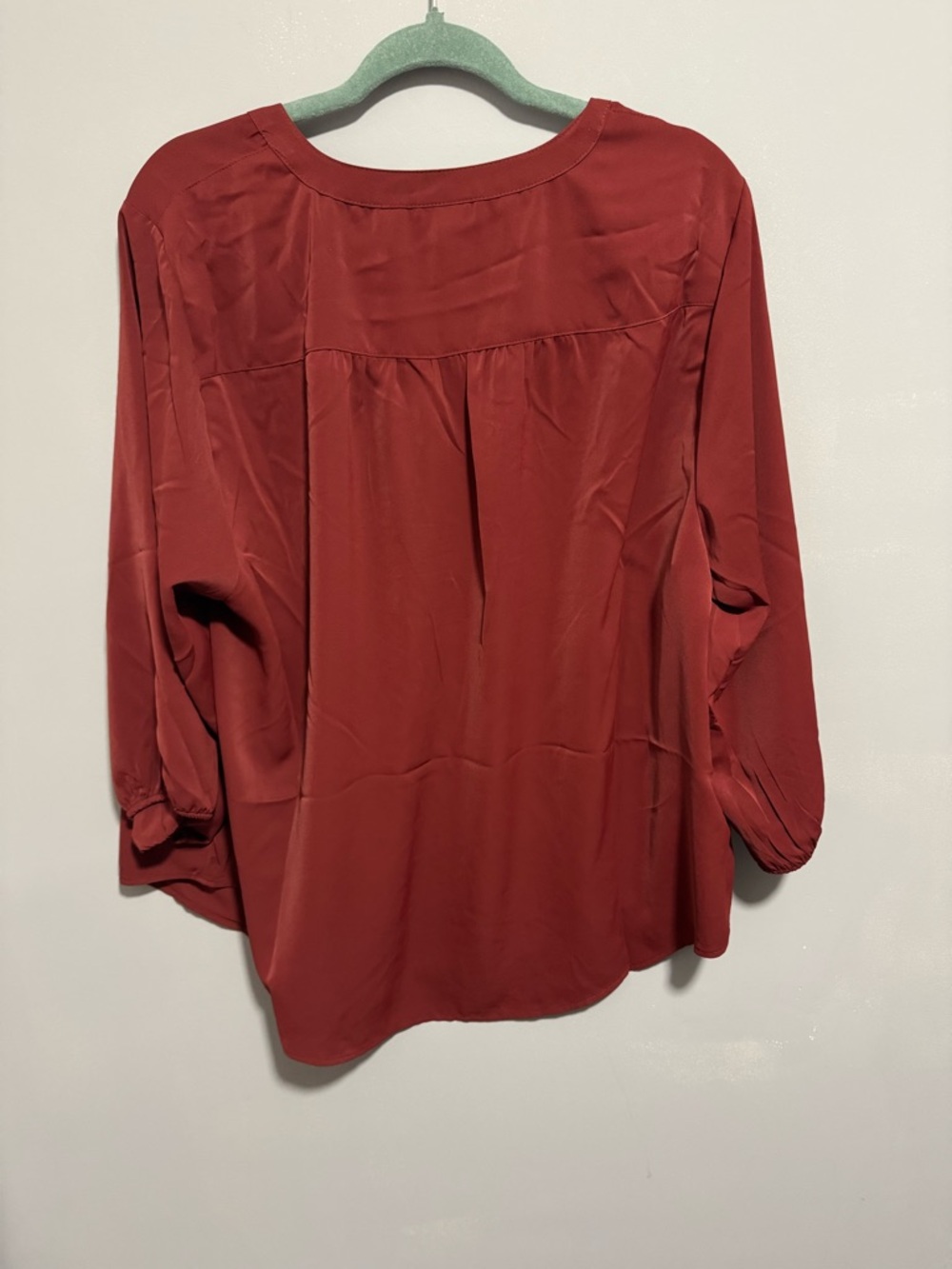 NWOT- Torrid- Harper Blouse. Size 1X - Picture 3 of 3